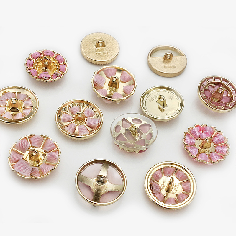 Button for Coat (2).jpg