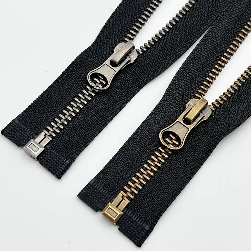 custom zippers.jpg