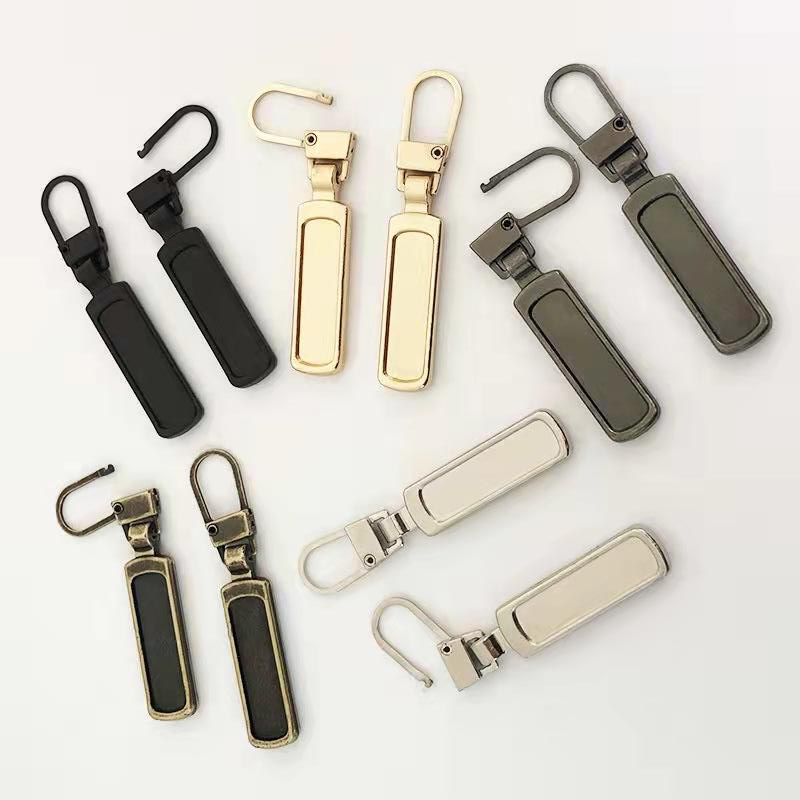 Metal Zipper Pull 1.png