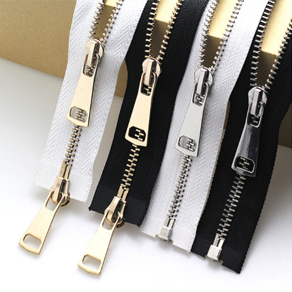 Metal Brass Y-Teeth Zipper 1.png