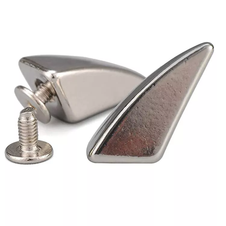 silver-triangle-screw-on-metal-button.png